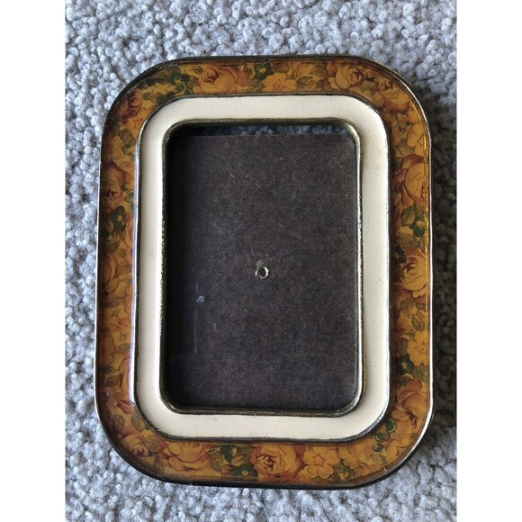 VTG The Bucklers Inc 5th Ave NY Enamel Picture Photo Frame 5x7” Swivel Back - Picture 1 of 3